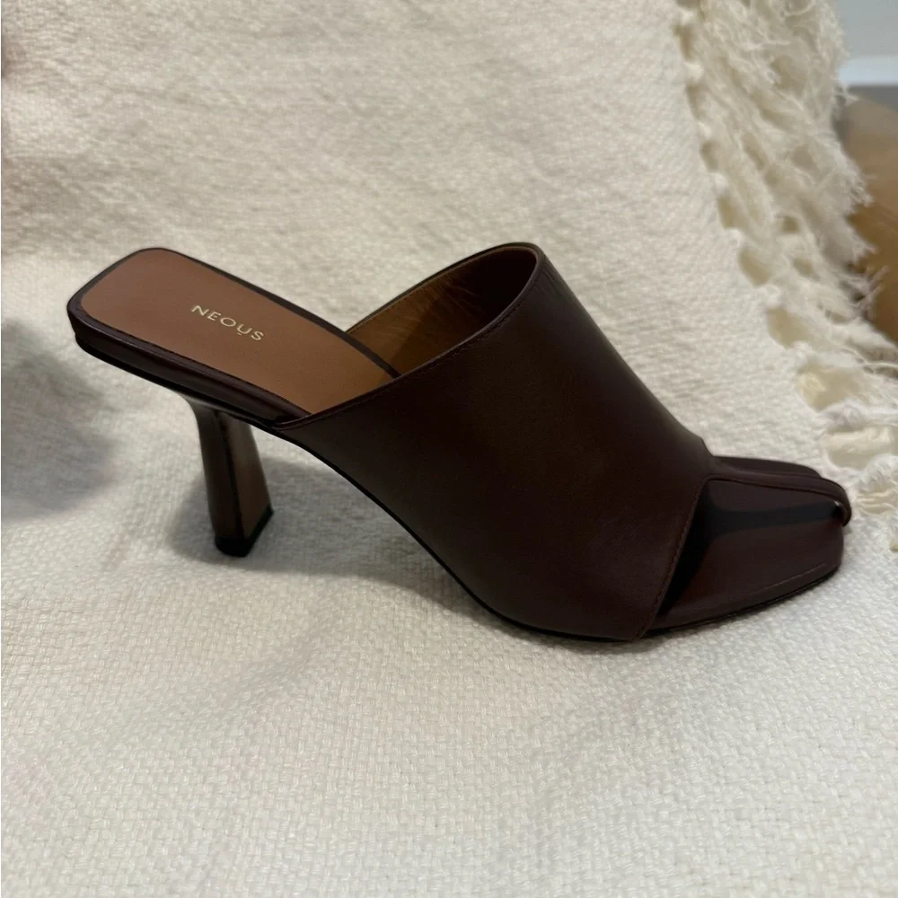 NWOB NEOUS JUMEL MULE PUMP - Picture 5 of 11